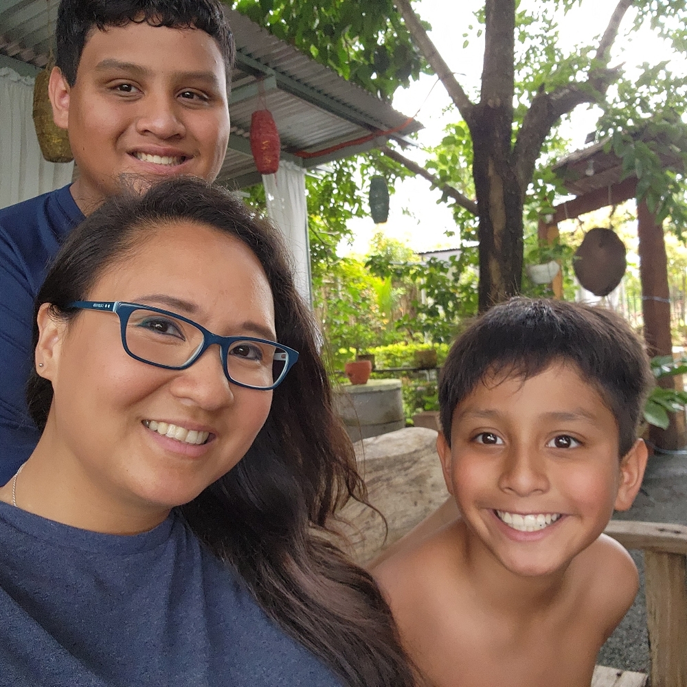 Meet your Posher, Joy